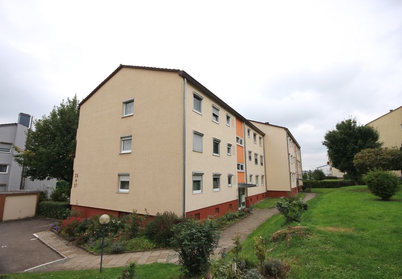 geräumige 3-Zimmer Wohnung in Heumaden